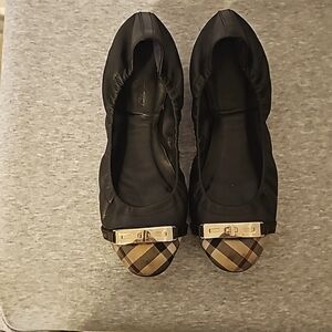 Burberry Ballet Flats size 8